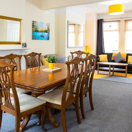 Newly Launched 3 Bedroom House With Free Parking Litherland Esterno foto