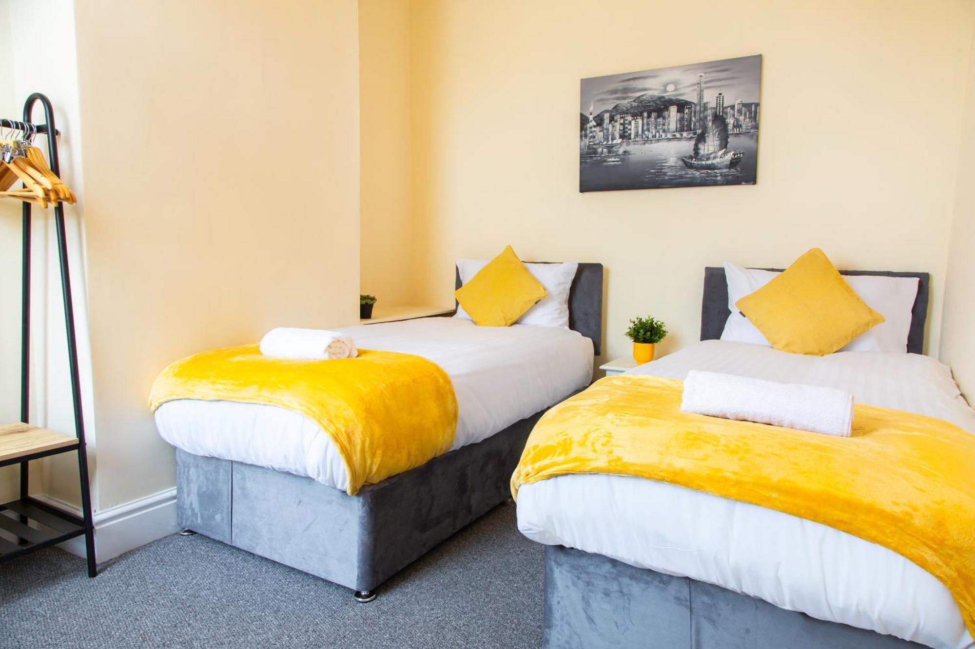 Newly Launched 3 Bedroom House With Free Parking Litherland Esterno foto