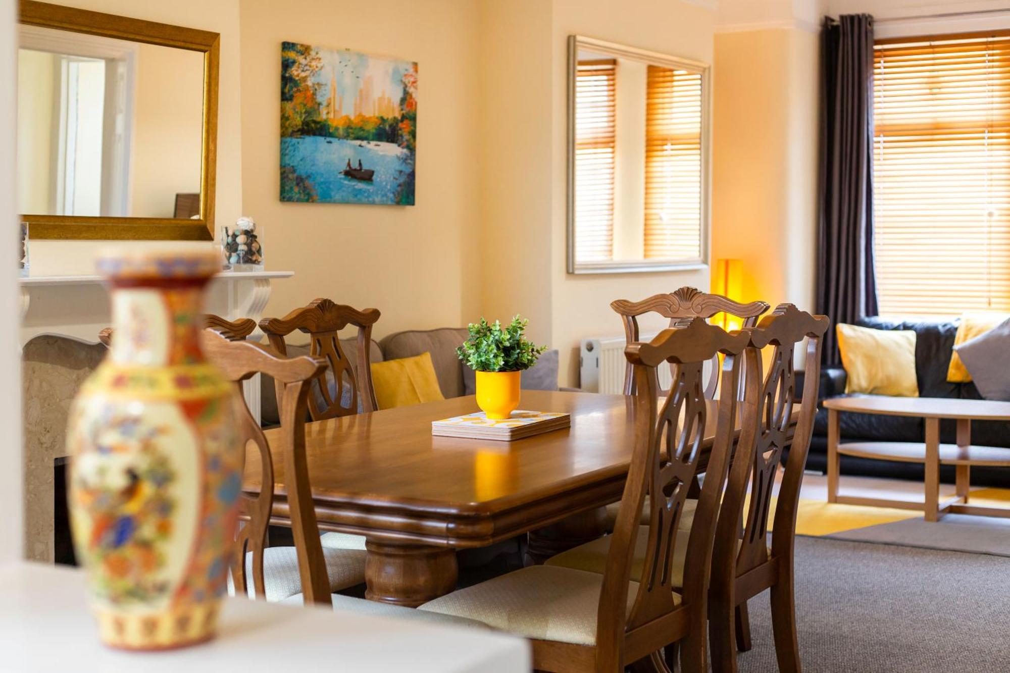 Newly Launched 3 Bedroom House With Free Parking Litherland Esterno foto